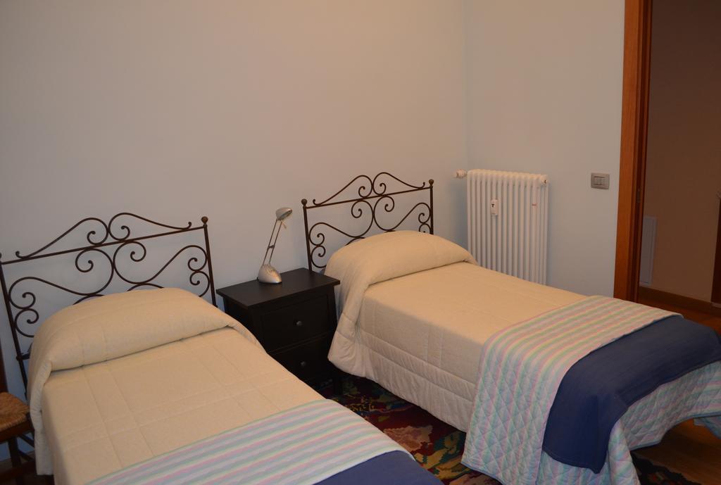 אלבה Apartment Alfieri חדר תמונה